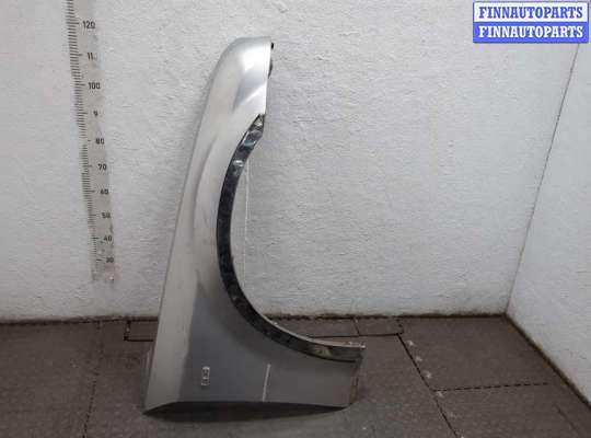 Крыло CRN2088 на Chrysler 300C 2004-2011