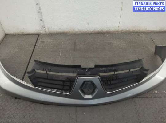 купить Решетка радиатора на Renault Trafic 2001-2014