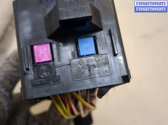 купить Блок предохранителей на Skoda Rapid 2012-2020