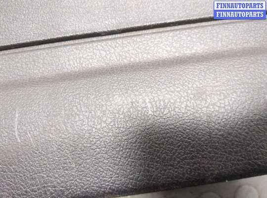 купить Обшивка крышки (двери) багажника на Hummer H3