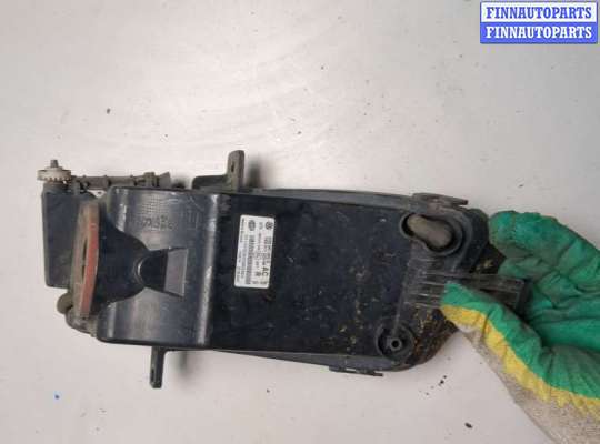 купить Фара противотуманная (галогенка) на Volkswagen Golf 7 2012-2020