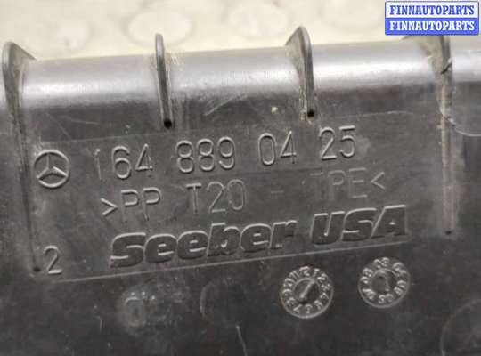 купить Молдинг крыла на Mercedes ML W164 2005-2011