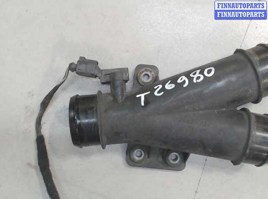 Патрубок интеркулера VG2323661 на Volkswagen Phaeton 2002-2010