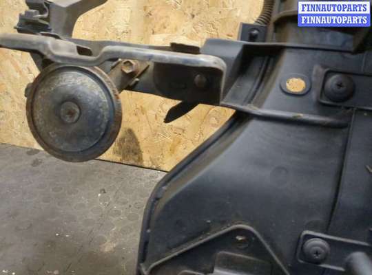 купить Рамка передняя (телевизор) на Hyundai Tucson 1 2004-2009
