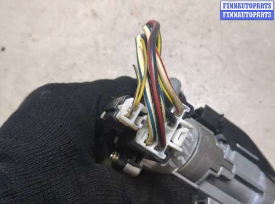 купить Замок зажигания на Toyota Yaris 1999-2006