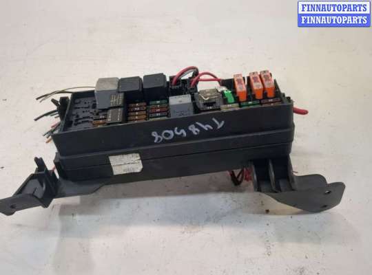 Блок предохранителей MB1556841 на Mercedes ML W164 2005-2011