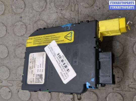 купить Блок управления подрулевыми переключателями на Volkswagen Touran 2003-2006