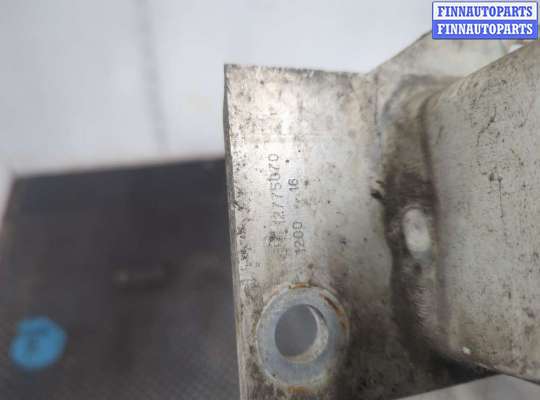 купить Усилитель бампера на Opel Astra J 2010-2017