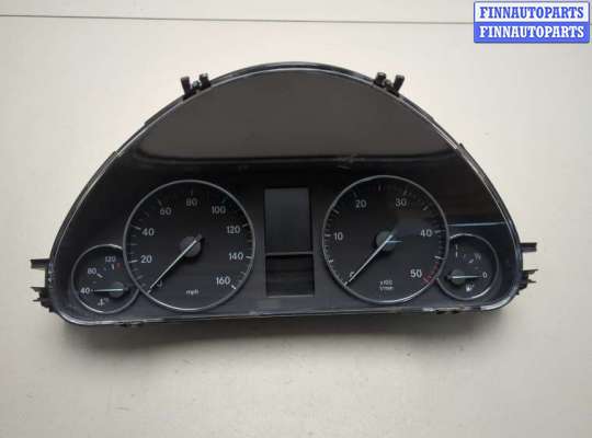 Щиток приборов (приборная панель) MB1576085 на Mercedes C W203 2000-2008