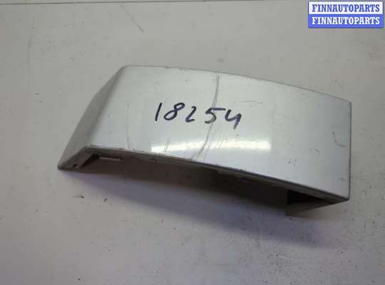 Накладка под фонарь VL563141 на Volvo XC90 2002-2014