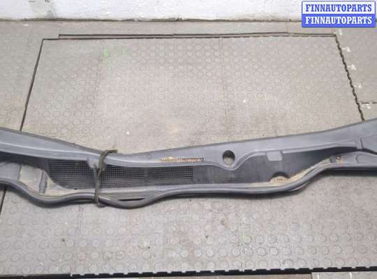 Жабо под дворники (дождевик) TT867852 на Toyota Venza 2008-2017