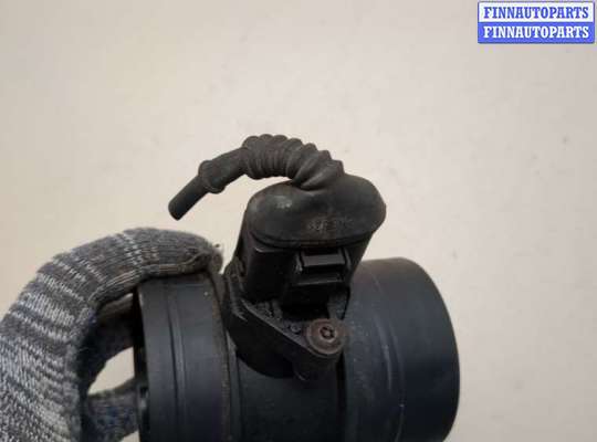 купить Измеритель потока воздуха (расходомер) на Volkswagen Passat 5 2000-2005