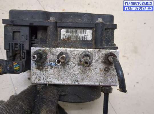 купить Блок АБС, насос (ABS, ESP, ASR) на Nissan Note E11 2005-2013