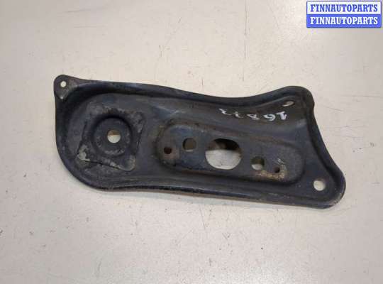 купить Кронштейн (лапа крепления) на Toyota Camry 2001-2006