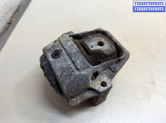 Подушка крепления двигателя AU1699922 на Audi A5 (8T) 2007-2016