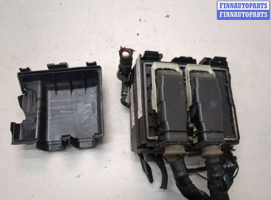 Купить Блок предохранителей на Ford Escape 2019-2022 Блок предохранителей FO2141870 на Ford Escape 2019-2022