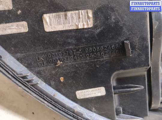 купить Фонарь (задний) на Citroen C4 2010-2020