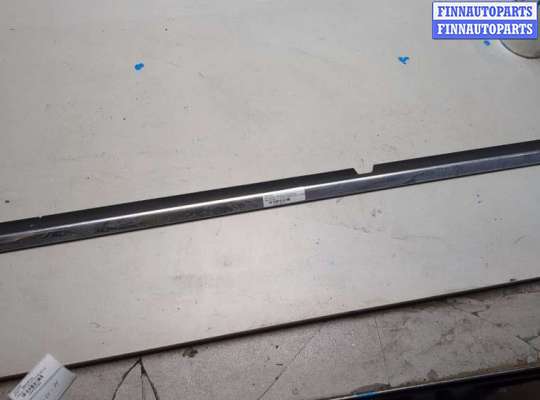 купить Молдинг стекла (боковое) на Mercedes C W204 2006-2015