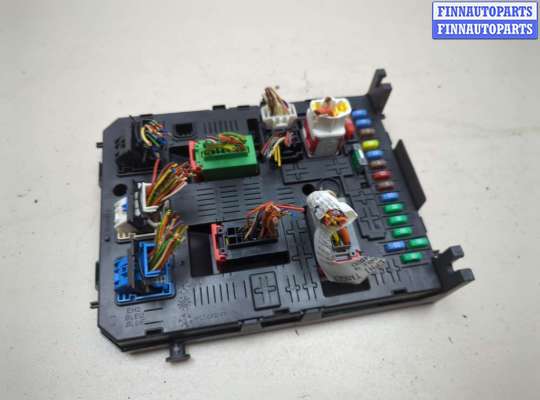 Блок управления BSI (Блок предохранителей) PG1227613 на Peugeot 3008 2009-2016