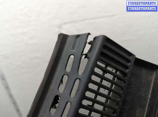 купить Жабо под дворники (дождевик) на Toyota Matrix 2002-2008