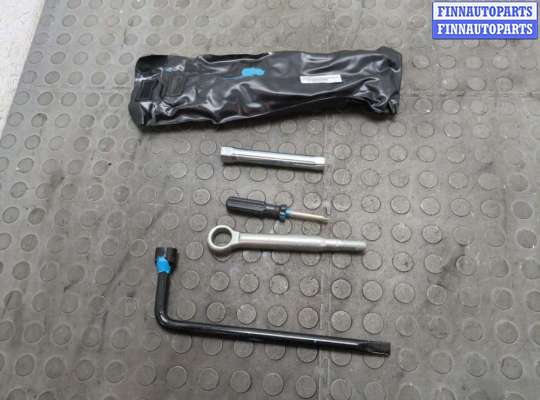 купить Набор инструментов штатный на Subaru Tribeca (B9) 2004-2014