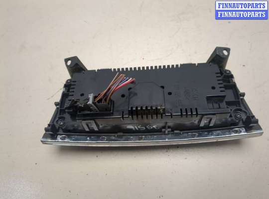 Блок управления печкой на Mercedes-Benz C (W203)