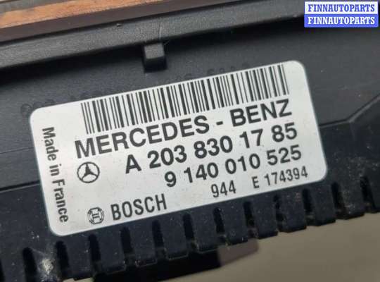 Блок управления печкой на Mercedes-Benz C (W203)