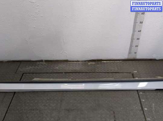 купить Накладка на порог на Mazda 3 (BP) 2019-2025