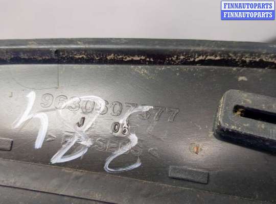 купить Жабо под дворники (дождевик) на Peugeot 206 1998-2012