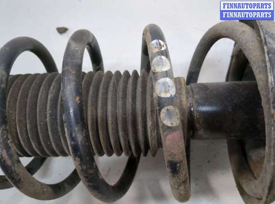 Стойка подвески амортизационная на Volkswagen Golf IV (1J)