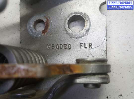 купить Петля двери на Chevrolet Tahoe 2006-2014