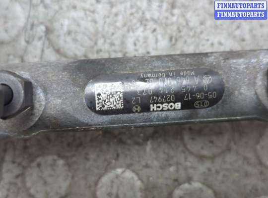 Рампа (рейка) топливная на Mercedes-Benz C (W203)