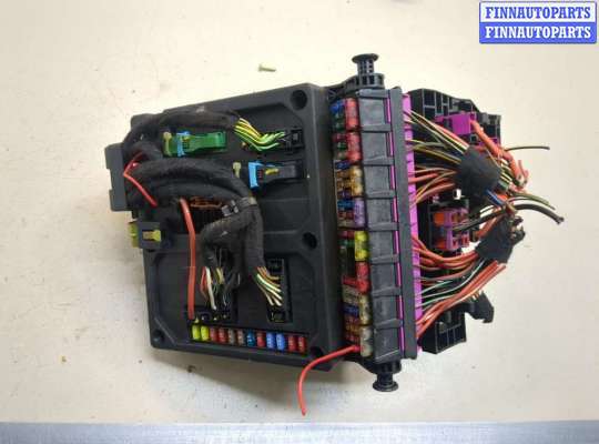 купить Блок предохранителей на Volkswagen Sharan 2000-2010