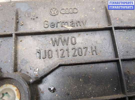 Вентилятор радиатора на Volkswagen Golf IV (1J)