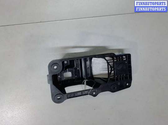 купить Кронштейн кулисы КПП на Renault Megane 3 2009-2016