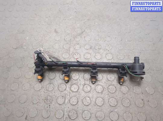 Купить Форсунка топливная на Renault Megane 1996-2002 Форсунка топливная RN1522301 на Renault Megane 1996-2002