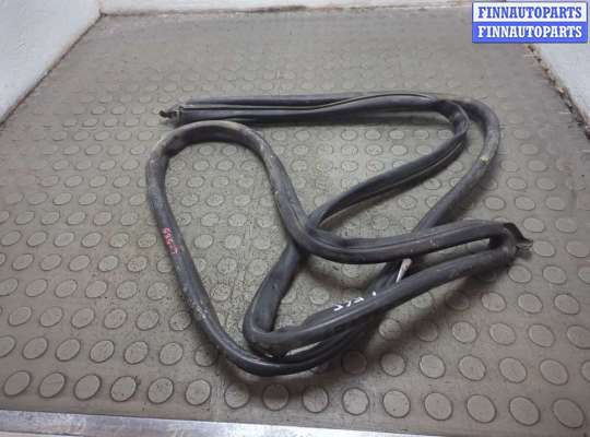 купить Уплотнитель на Volkswagen Touareg 2002-2007
