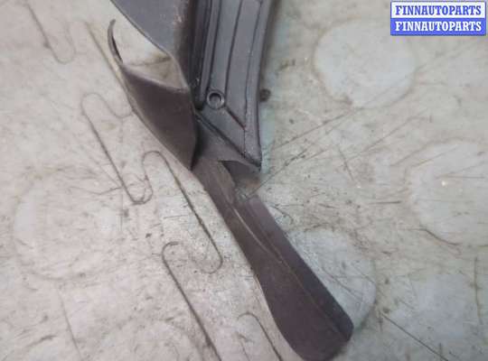 купить Жабо под дворники (дождевик) на Volkswagen Polo 2001-2005