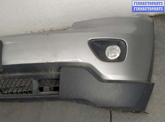 Бампер передний на Jeep Grand Cherokee IV (WK2)