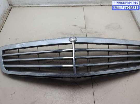 купить Решетка радиатора на Mercedes C W204 2006-2015
