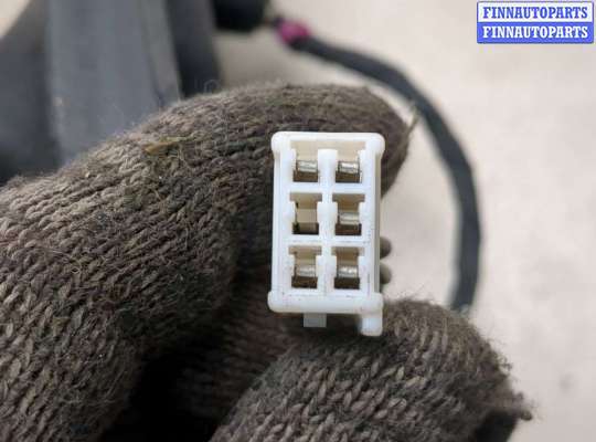 купить Зеркало боковое на Toyota Corolla E12 2001-2006