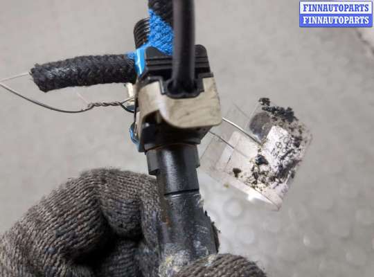 купить Форсунка топливная на Mercedes C W204 2006-2015