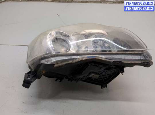 Фара передняя на Toyota Avensis II (T250)