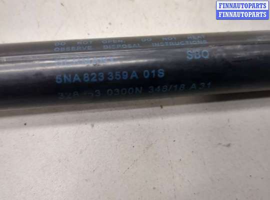 купить Амортизатор капота на Volkswagen Tiguan 2016-2020