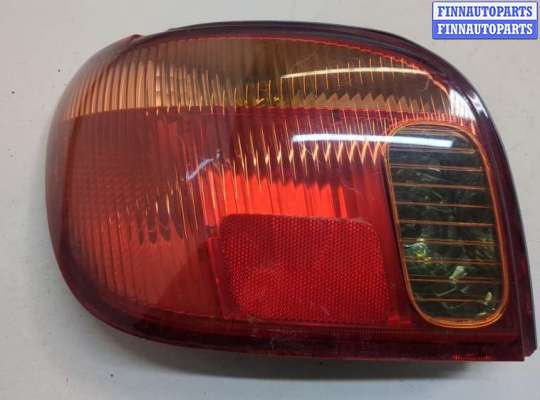 купить Фонарь (задний) на Toyota Yaris 1999-2006