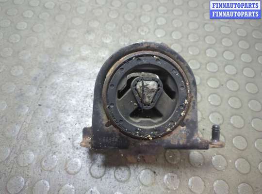 Подушка крепления двигателя DGQ7556 на Chrysler Voyager 2000-2007
