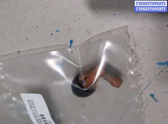 купить Форсунка омывателя стекла на Peugeot 206 1998-2012