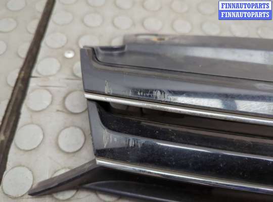 купить Решетка радиатора на Volkswagen Golf 6 2008-2012