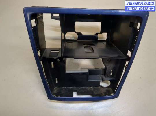 купить Кронштейн магнитолы на Volvo V70 2001-2008