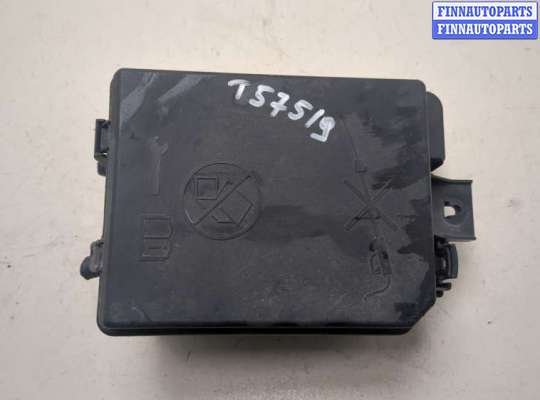 Блок предохранителей OP2335321 на Opel Mokka 2012-2019